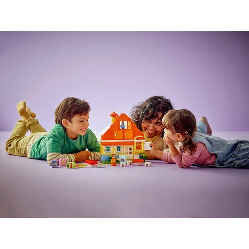 Kép 6/9 - LEGO® DUPLO® Bluey - Bluey családi háza memóriajátékkal