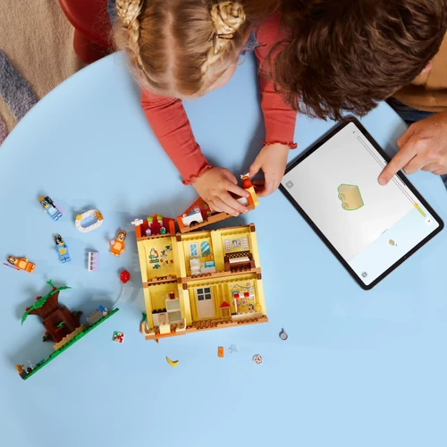 Kép 5/9 - LEGO® Bluey - Bluey családi háza