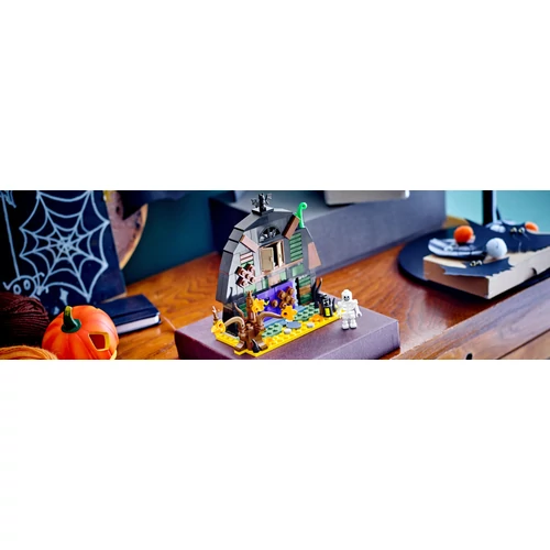 Kép 4/6 - LEGO® Iconic - Halloweeni istálló