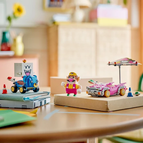 Kép 6/8 - LEGO® Super Mario™ - Mario Kart™ – Wario és King Boo