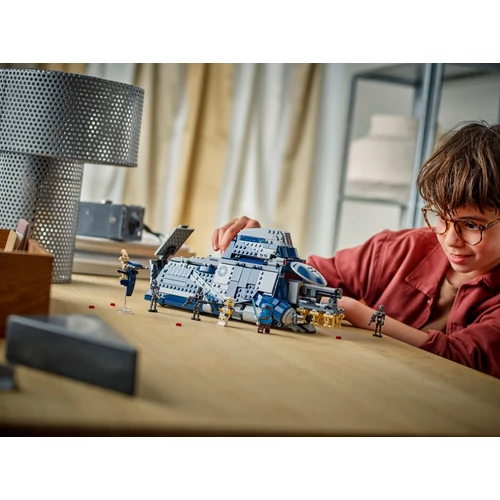 Kép 6/9 - LEGO® Star Wars™ - Szeparatisták MTT™ csapatszállítója a feluciai csatában