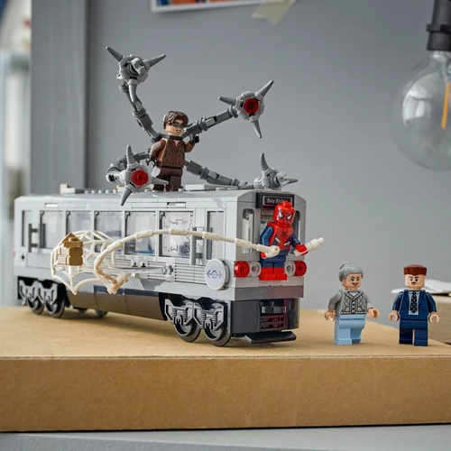 Kép 7/9 - LEGO® Marvel - Pókember és Doc Ock csatája a metrókocsiban