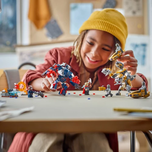 Kép 6/8 - LEGO® Marvel - Bosszúállók: Végjáték Thor a chitauri harcosok ellen