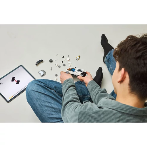 Kép 5/9 - LEGO® Speed Champions - Bugatti Centodieci hiper sportautó
