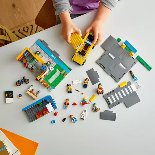 Kép 4/9 - LEGO® City - Tanítási nap