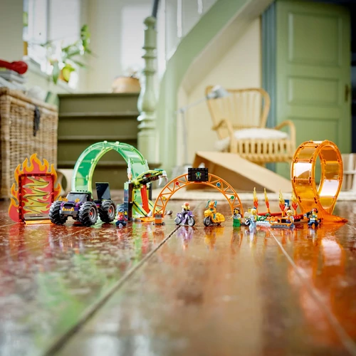 Kép 2/10 - LEGO® City - Kaszkadőr aréna dupla hurokkal