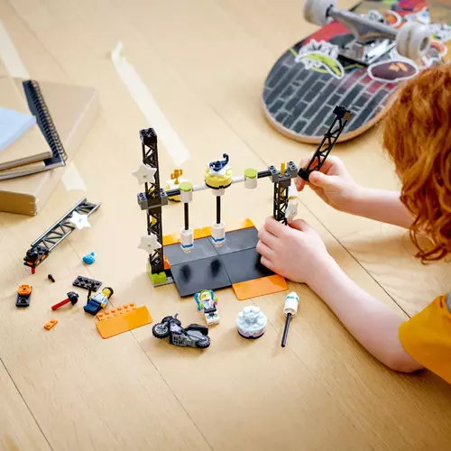 Kép 5/10 - LEGO® City - Leütéses kaszkadőr kihívás