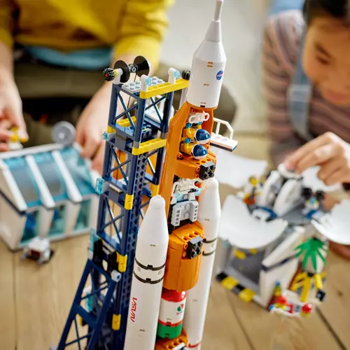 Kép 3/10 - LEGO® City - Rakétakilövő központ