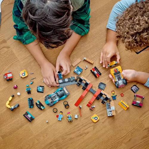 Kép 5/11 - LEGO® City - Egyedi autók szerelőműhelye
