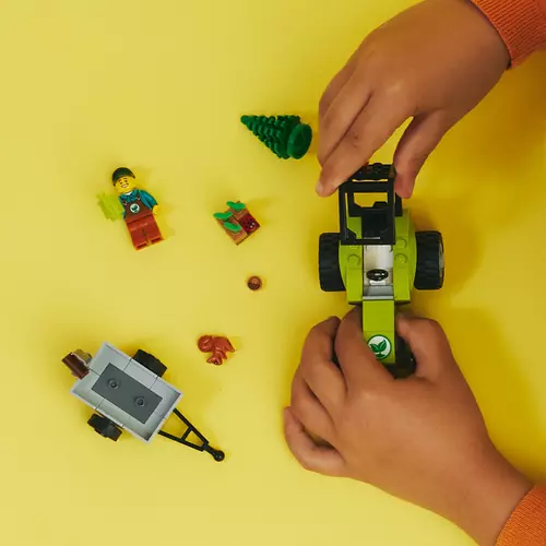 Kép 3/9 - LEGO® City - Kerti traktor