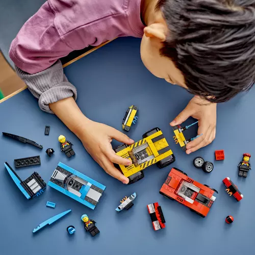 Kép 5/11 - LEGO® City - Versenyjárműcsomag