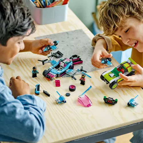 Kép 5/11 - LEGO® City - Átalakított versenyautók