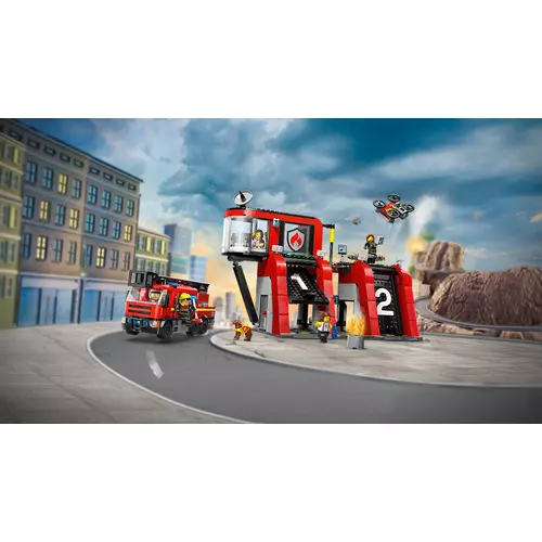 Kép 7/10 - LEGO® City -Tűzoltóállomás és tűzoltóautó