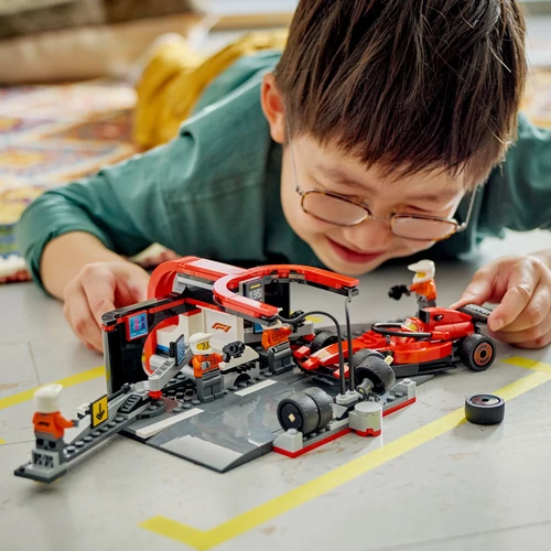 Kép 9/9 - LEGO® City - F1®-es boxutca és személyzet, Ferrari autóval