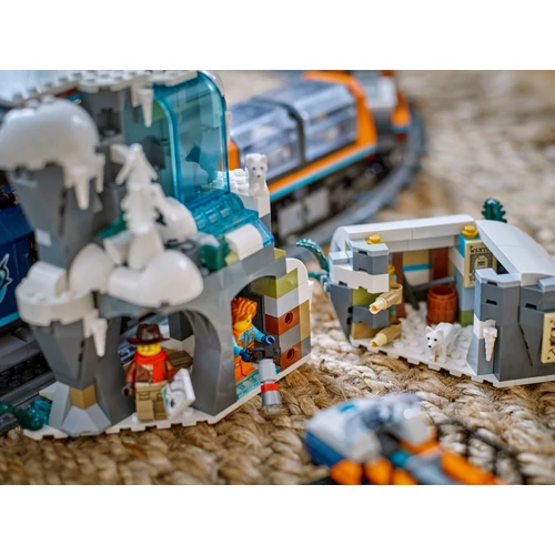 Kép 7/9 - LEGO® City - Felfedezők sarkvidéki expresszvonata
