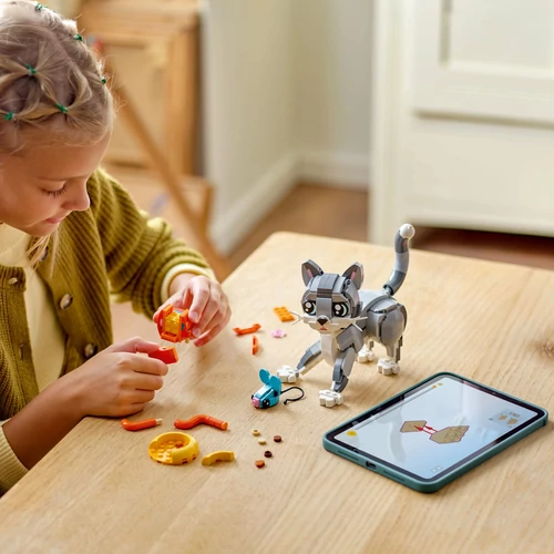 Kép 5/9 - LEGO® Creator - Játékos cica
