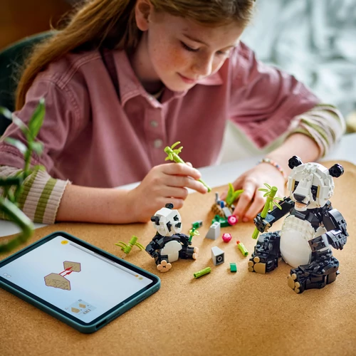 Kép 5/9 - LEGO® Creator - Vadállatok: Pandacsalád
