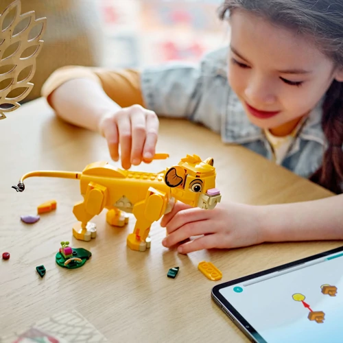 Kép 5/8 - LEGO® Disney™ - Simba, a kis oroszlánkirály