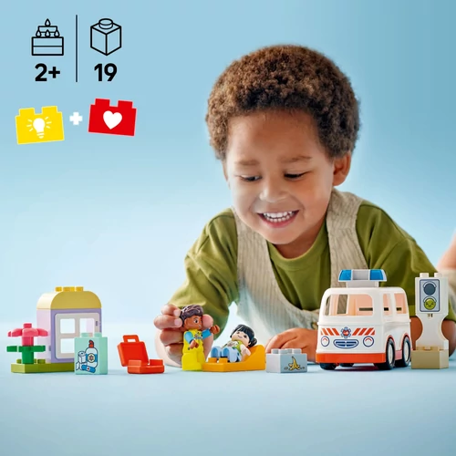 Kép 2/9 - LEGO® DUPLO Town - Mentőautó és mentősofőr