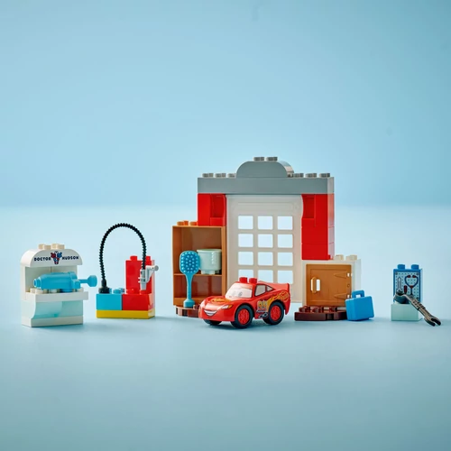 Kép 7/8 - LEGO® DUPLO®  Disney - McQueen látogatása Doki garázsában