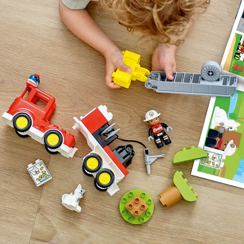 Kép 3/10 - LEGO® DUPLO® - Tűzoltóautó