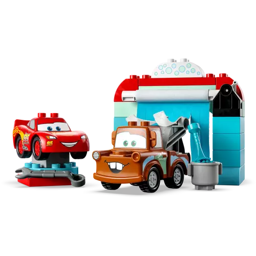 LEGO® Disney™ - Villám McQueen és Matuka vidám autómosása