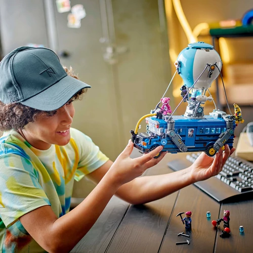 Kép 9/9 - LEGO® Fortnite - Battle Bus 1.00 