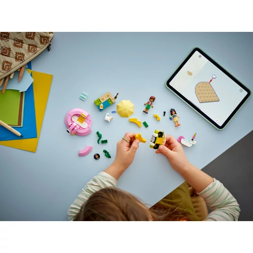 Kép 5/9 - LEGO® Friends - Medencés buli flamingóval és egyszarvúval