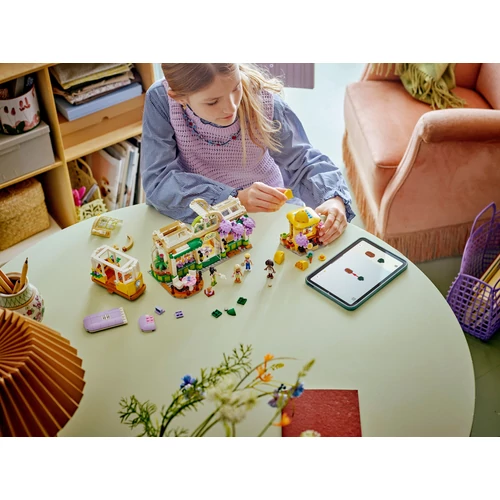 Kép 5/9 - LEGO® Friends - Botanikus kávéház és virágbolt