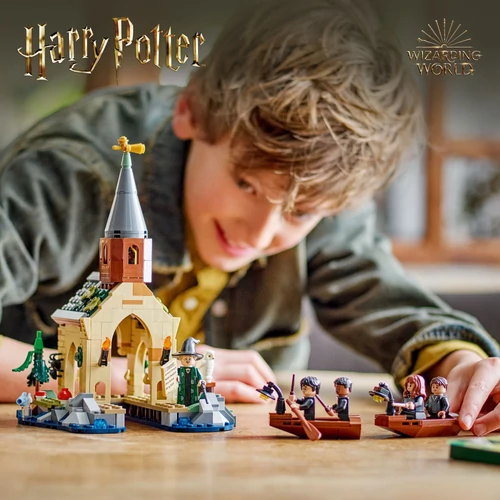 Kép 4/10 - LEGO® Harry Potter™ - A Roxfort™ kastély csónakháza
