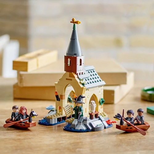 Kép 5/10 - LEGO® Harry Potter™ - A Roxfort™ kastély csónakháza