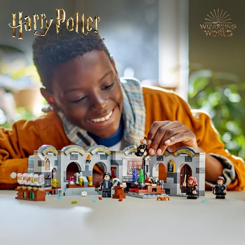 Kép 4/7 - LEGO® Harry Potter™ - Roxfort™ kastély: Bájitaltan óra