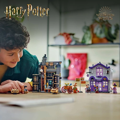 Kép 4/8 - LEGO® Harry Potter™ - Ollivander™ és Madam Malkin talárszabás