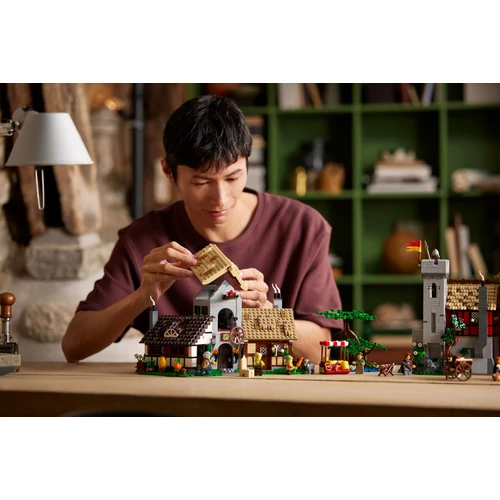 Kép 5/9 - LEGO® Icons - Középkori város főtere