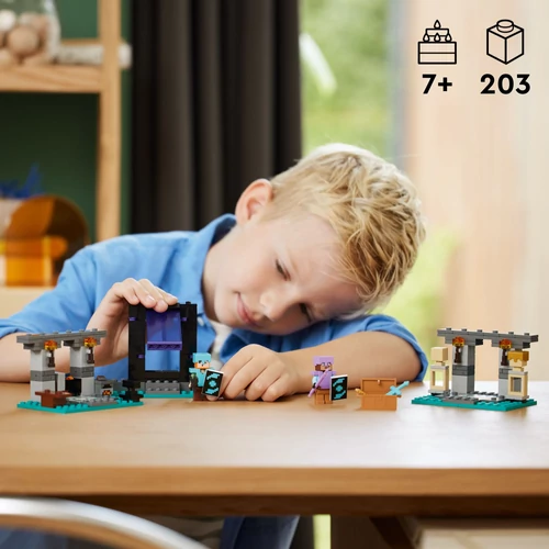 Kép 2/10 - LEGO® Minecraft® - A fegyverraktár