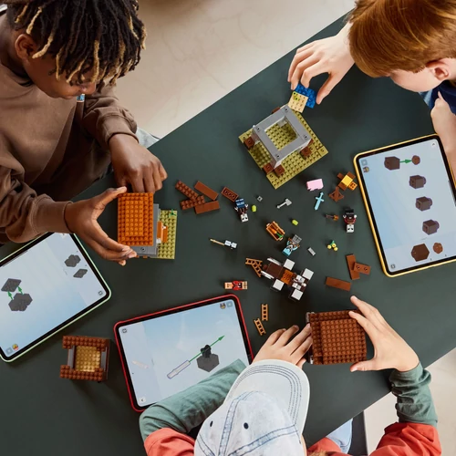 Kép 5/9 - LEGO® Minecraft® - A Fosztogató őrtorony és a Romboló