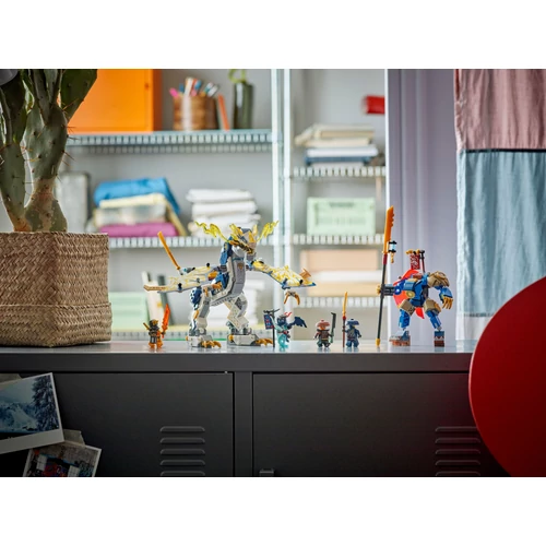 Kép 7/9 - LEGO® NINJAGO® - Rouge sárkánylovas robotja