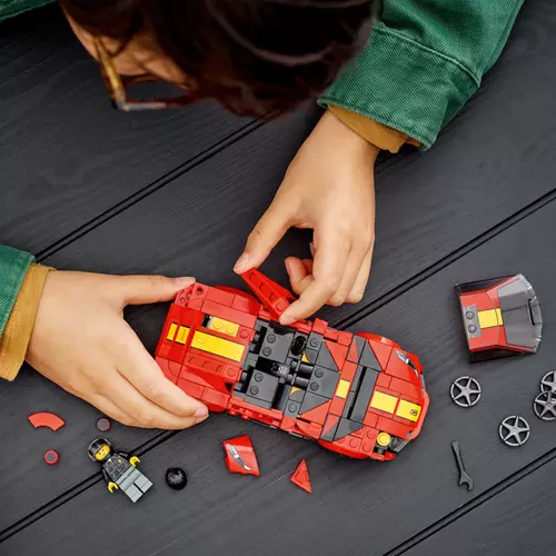 Kép 3/11 - LEGO® Speed Champions - Ferrari 812 Competizione