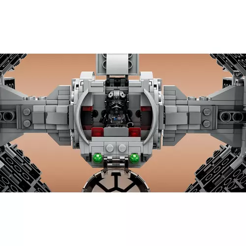 Kép 8/11 - LEGO® Star Wars™ - Mandalóri Fang vadászgépvs. TIE elfogóvadász™