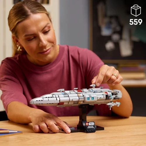 Kép 5/9 - LEGO® Star Wars TM - Home One-típusú csillagcirkáló