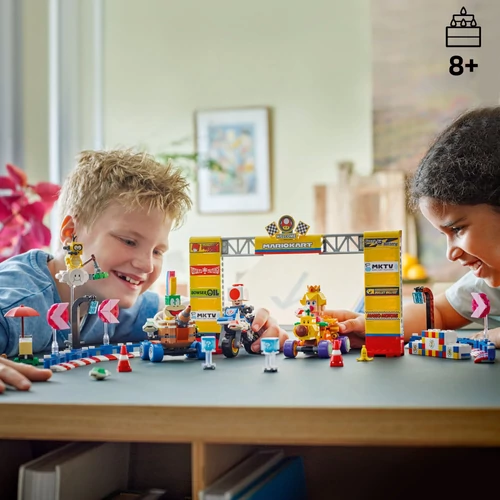 Kép 2/8 - LEGO® Super Mario™ - Mario Kart™ – Baby Peach és a Grand Prix szett