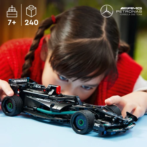 Kép 6/9 - LEGO® Technic - Mercedes-AMG F1 W14 E Performance Pull-Back