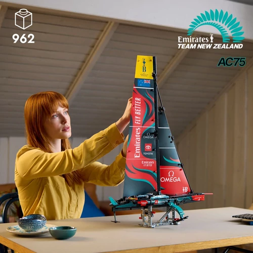Kép 5/9 - LEGO® - Technic Emirates Team New Zealand AC75 jacht