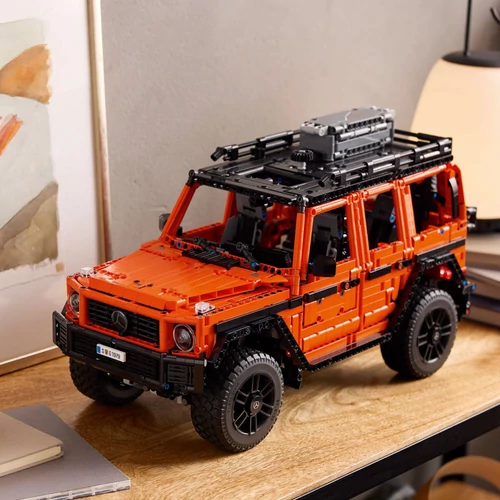 Kép 6/8 - LEGO® - Technic Mercedes-Benz G 500 PROFESSIONAL Line