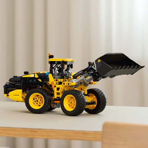 Kép 7/9 - LEGO® Technic - Volvo L120 Electric kerekes rakodógép