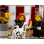 Kép 9/14 - LEGO Creator Expert Téli tűzoltóállomás