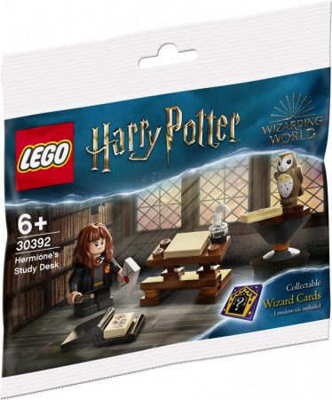 LEGO® Harry Potter™ - Hermione asztala